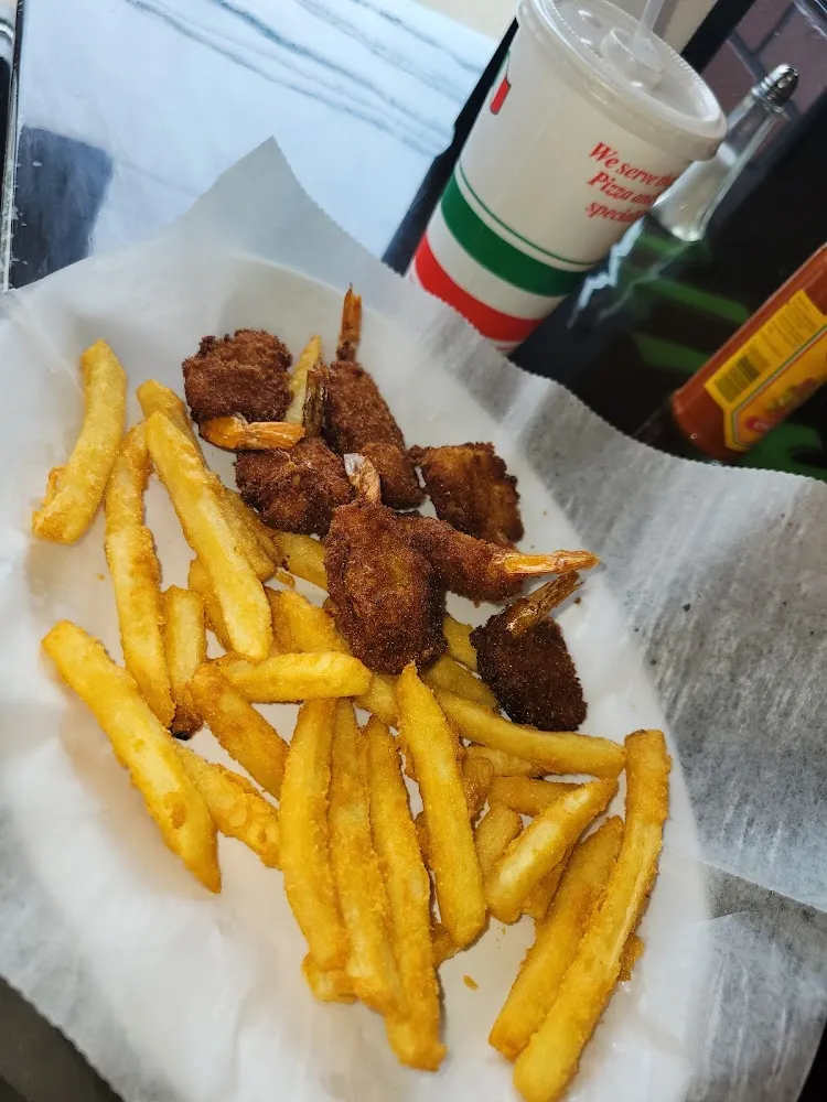 Fried Shrimp Basket with Fries
